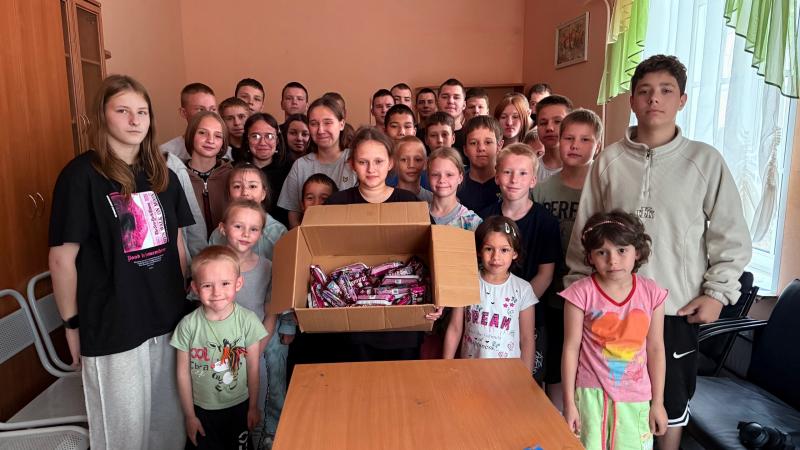 Сладкий подарок лета от волонтёра.