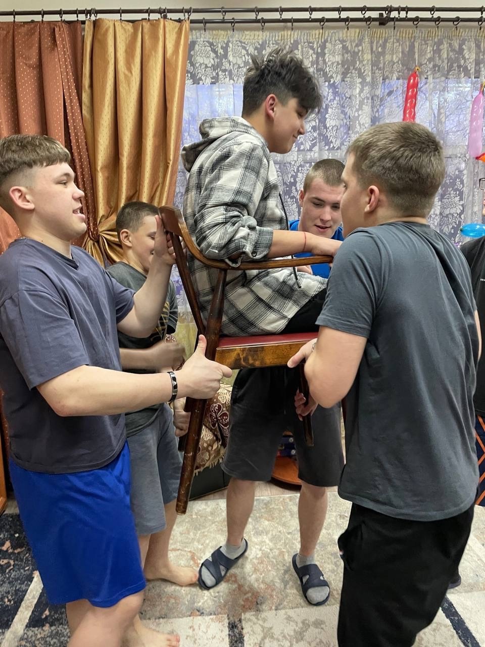 Поздравляем с Днем рождения Михаила