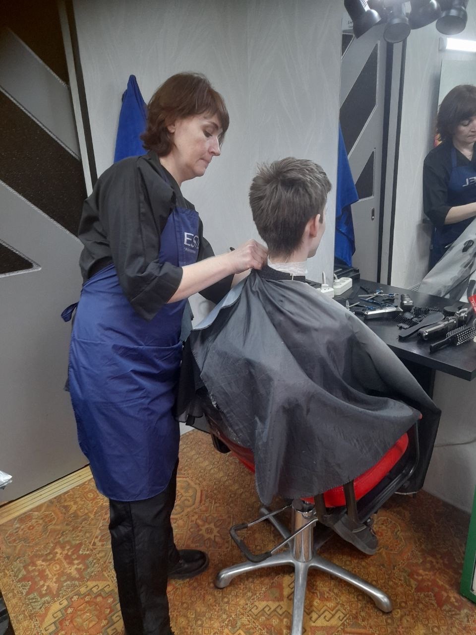 Воспитанники посетили салон красоты «Маки»