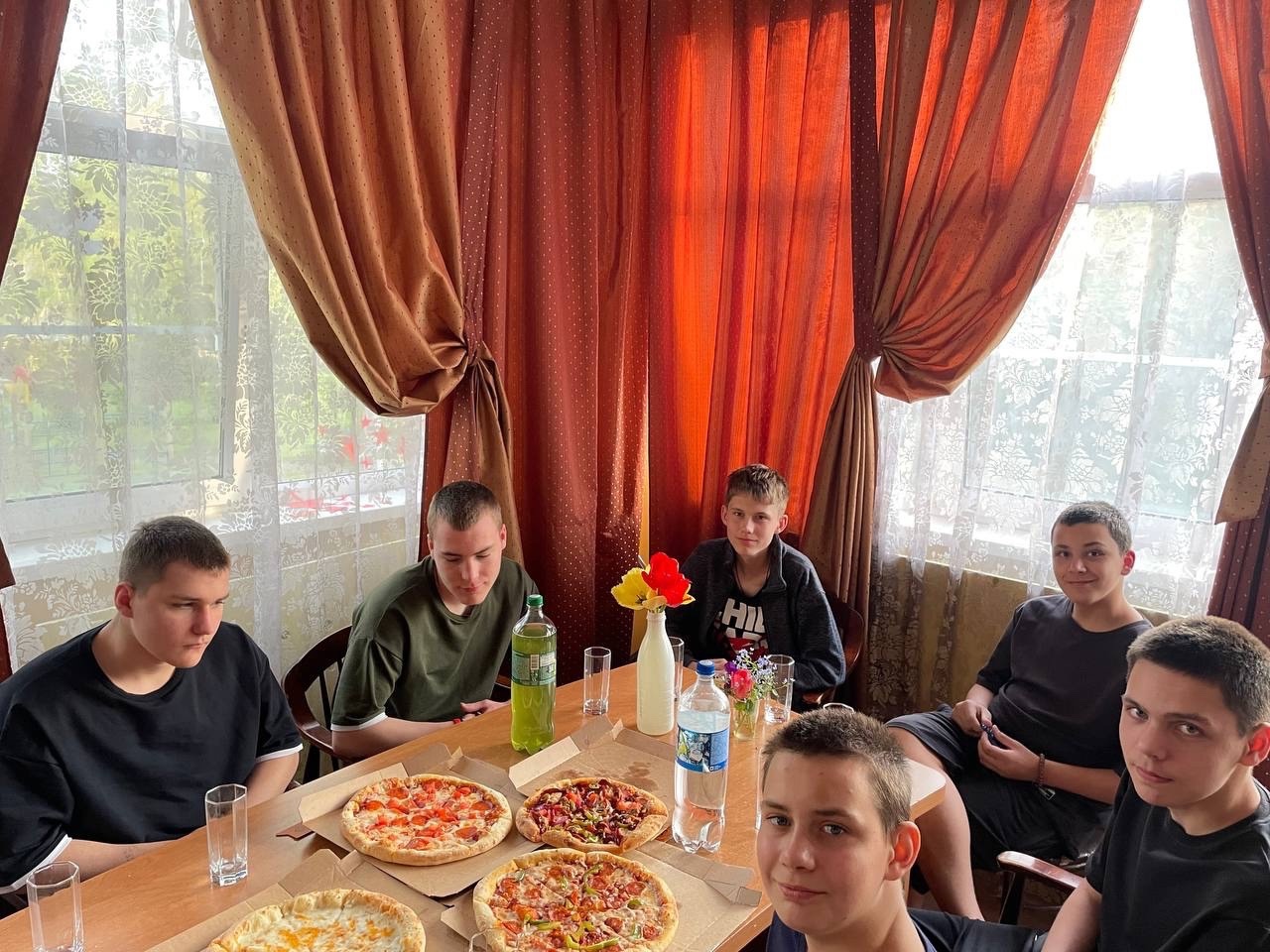Провожаем учебный год и встречаем лето
