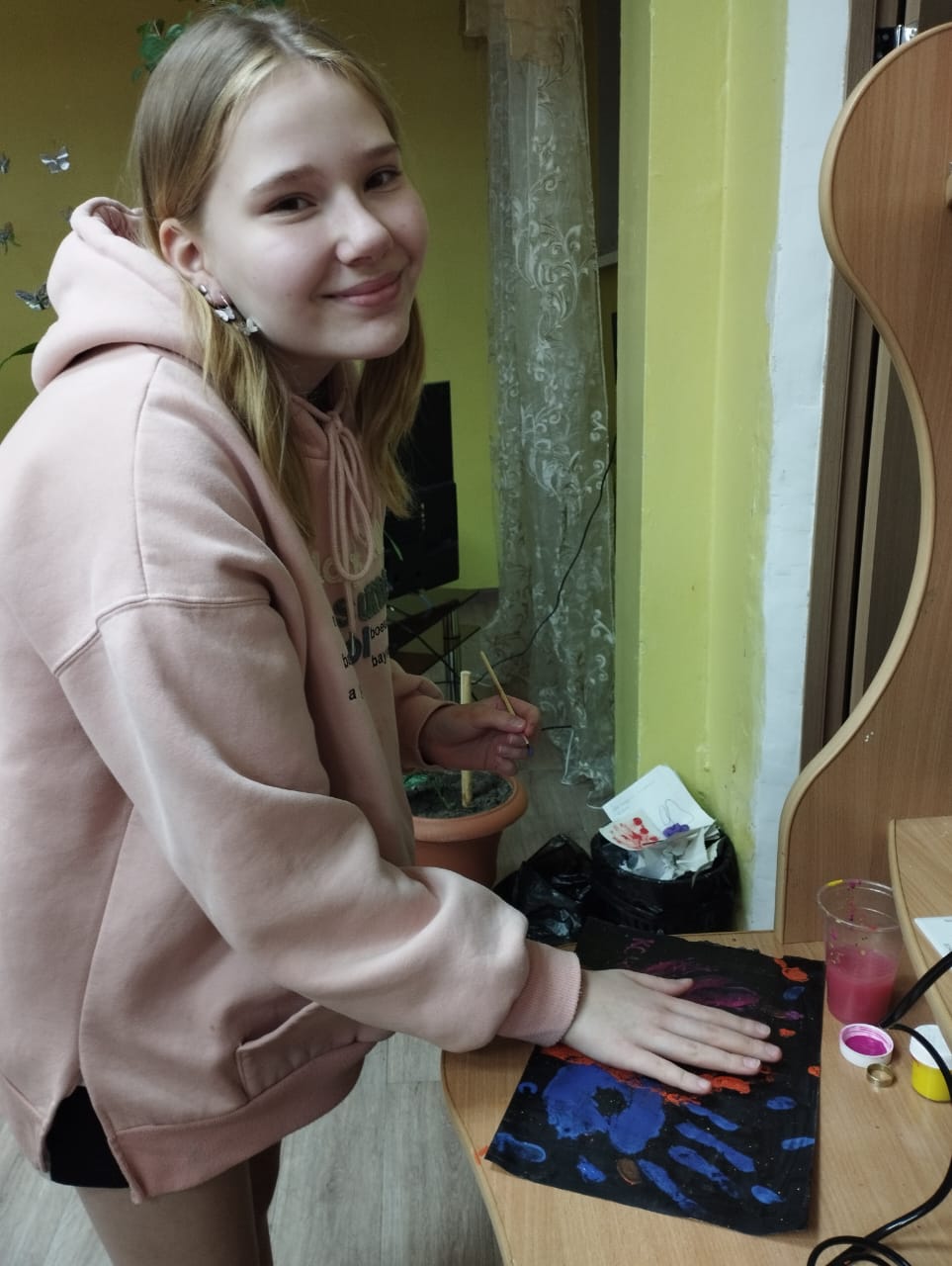 Разноцветные ладошки