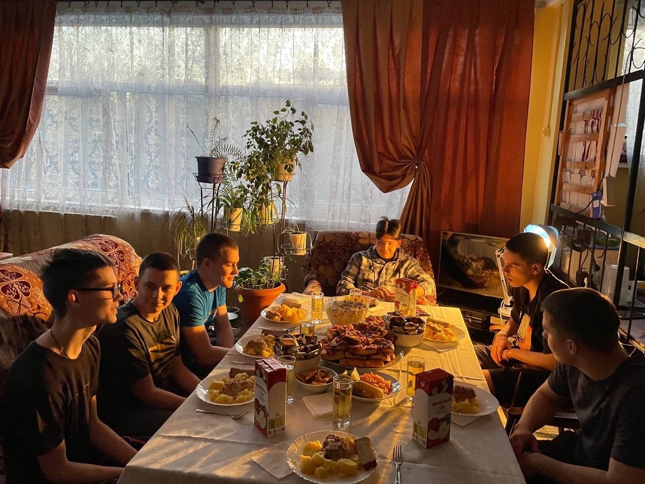 Поздравляем с Днем рождения Михаила