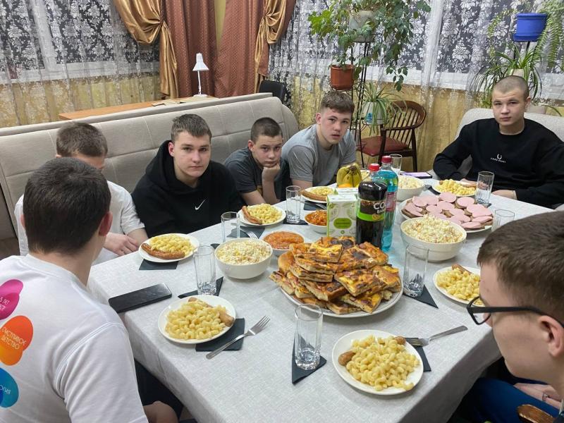 Поздравляем Анатолия К. с Днем рождения
