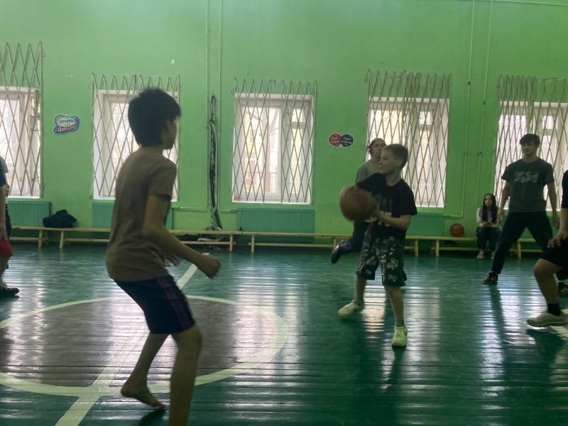 Товарищеская игра в баскетбол