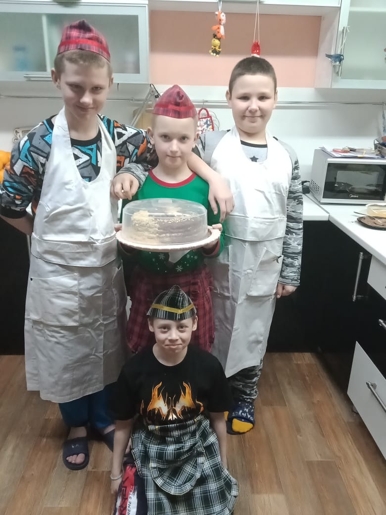 Поздравляем с Днем Защитника Отечества!