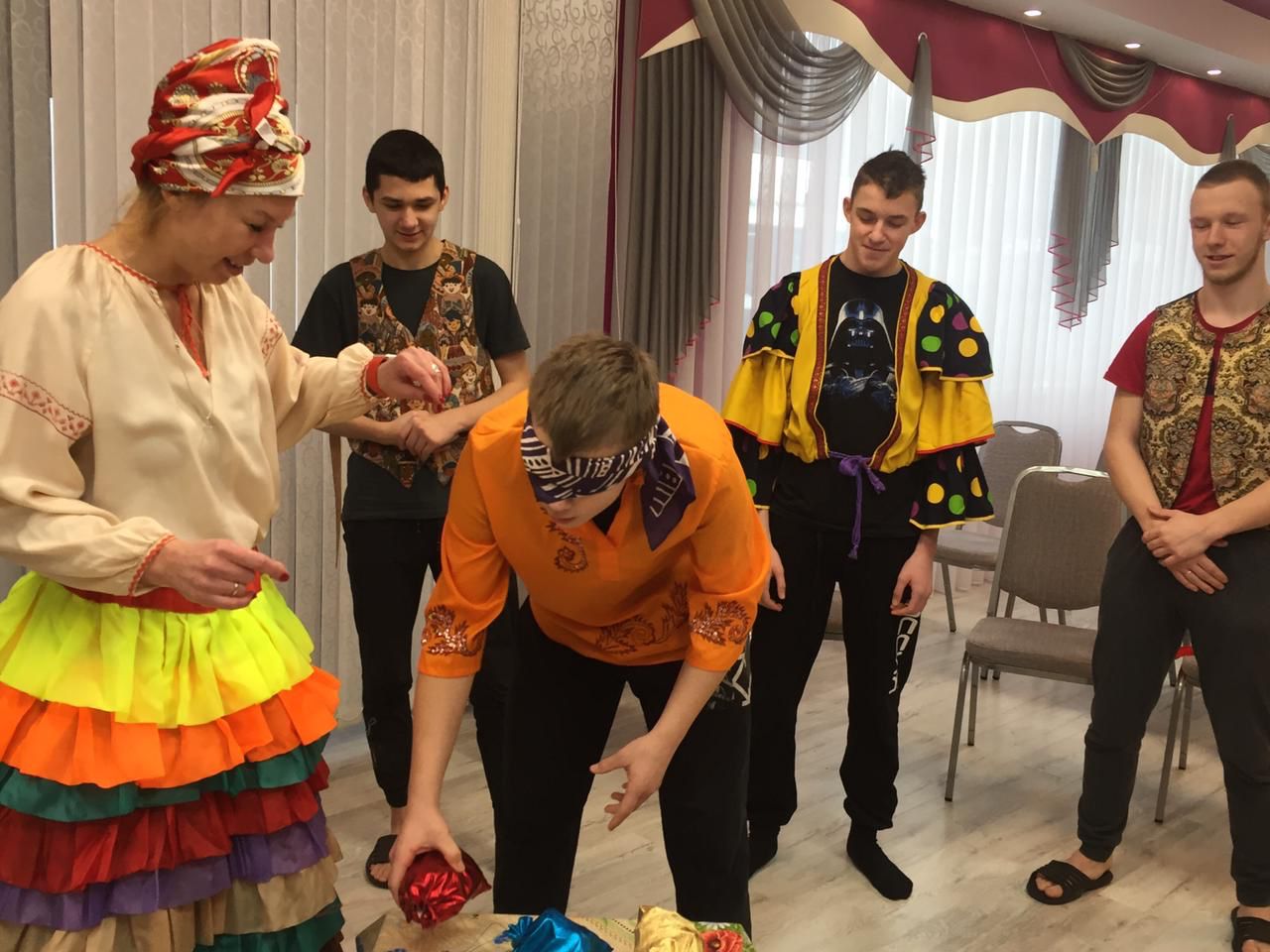 Знакомство с традиционным народным праздником "Масленица"