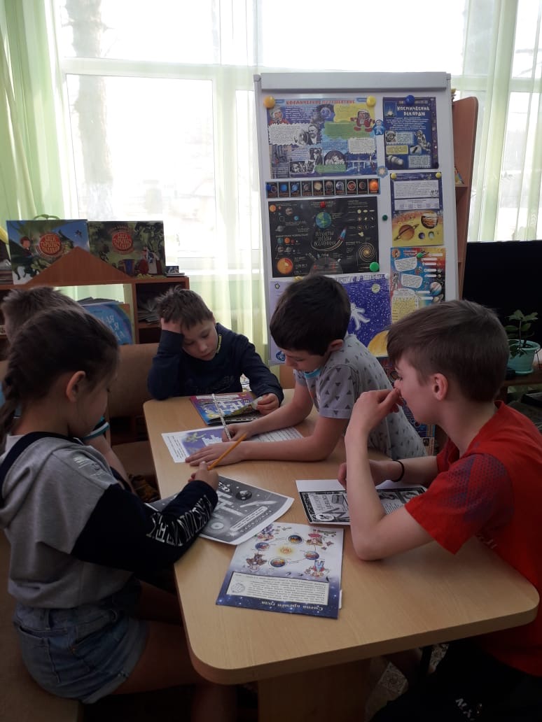 День космонавтики