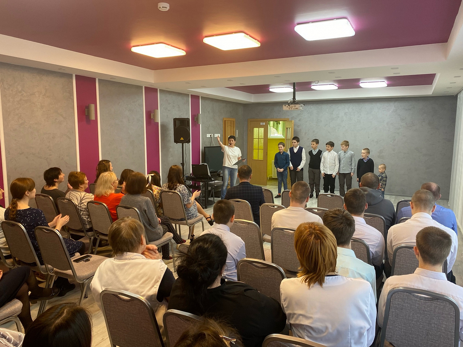 Праздничный концерт, посвященный Международному женскому дню