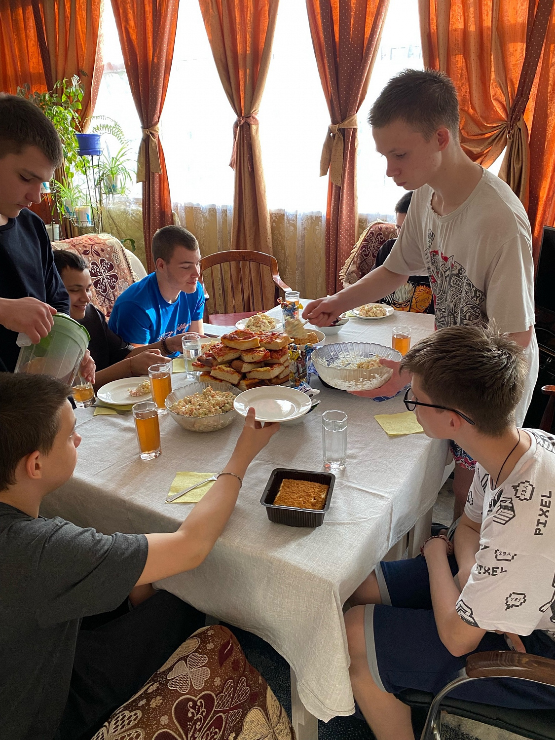Поздравляем с днём рождения Степана и Валерия!