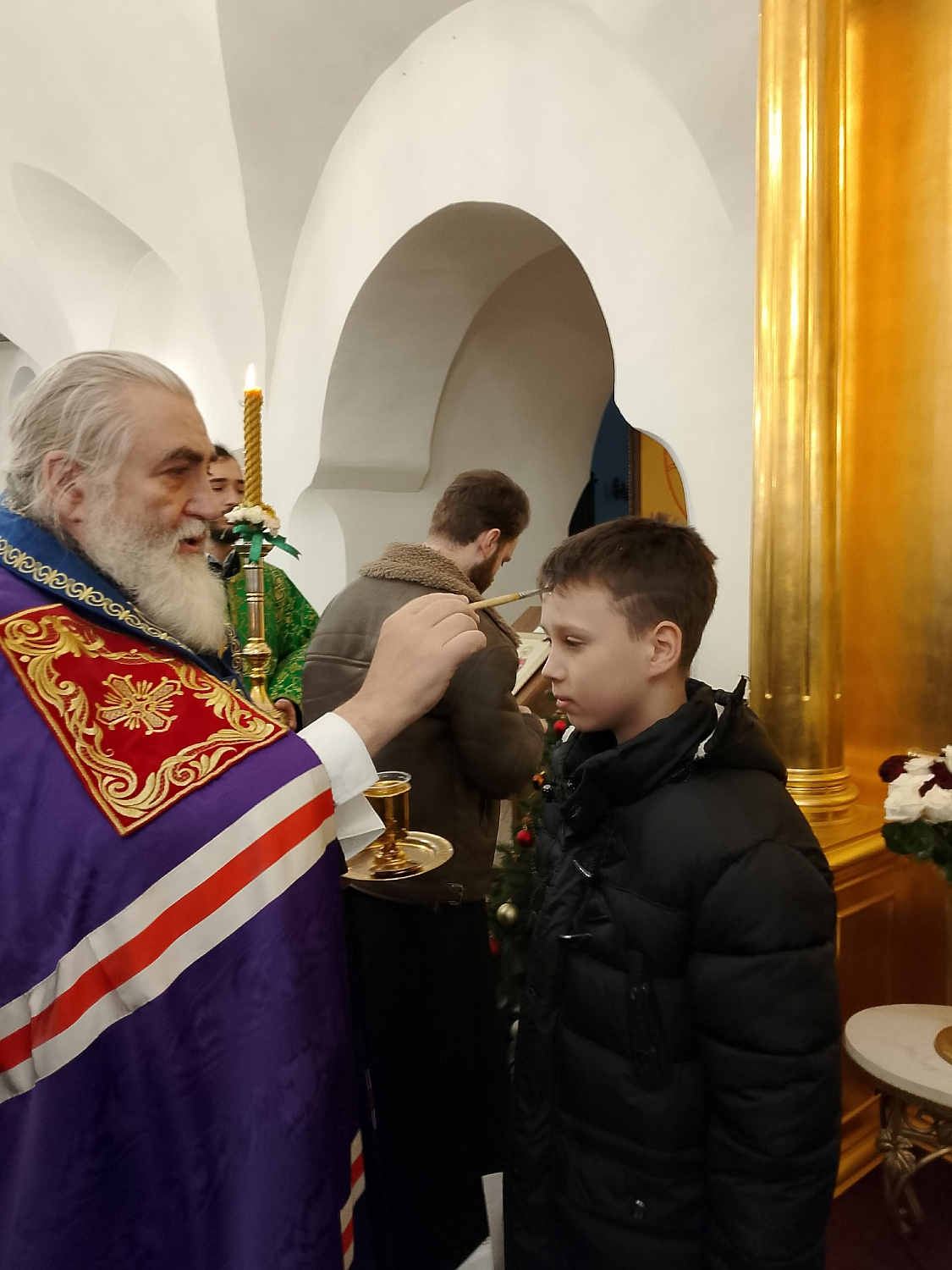 Воспитанники Тихвинского ресурсного центра посетили праздничную Рождественскую ёлку!