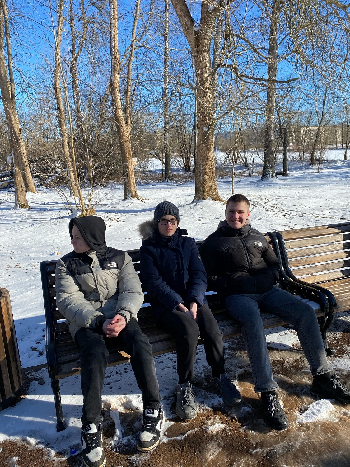 Субботнее утро. Солнечная прогулка.