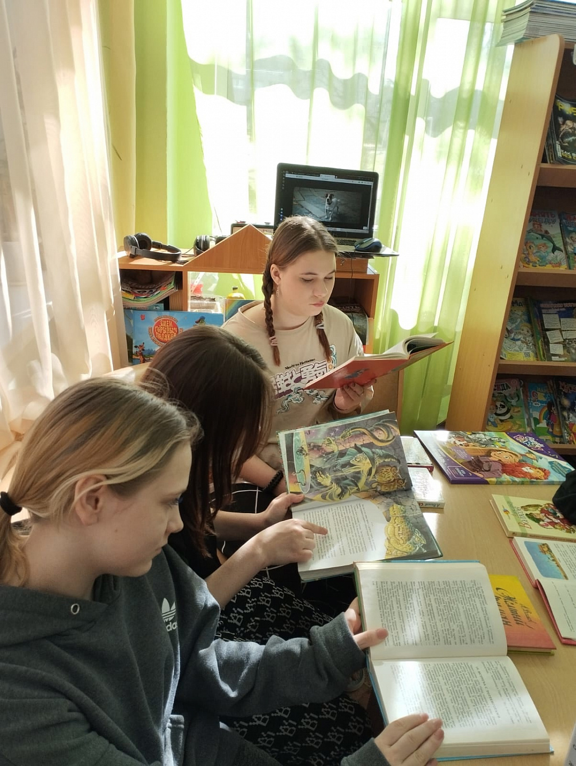 Неделя детской и юношеской книги