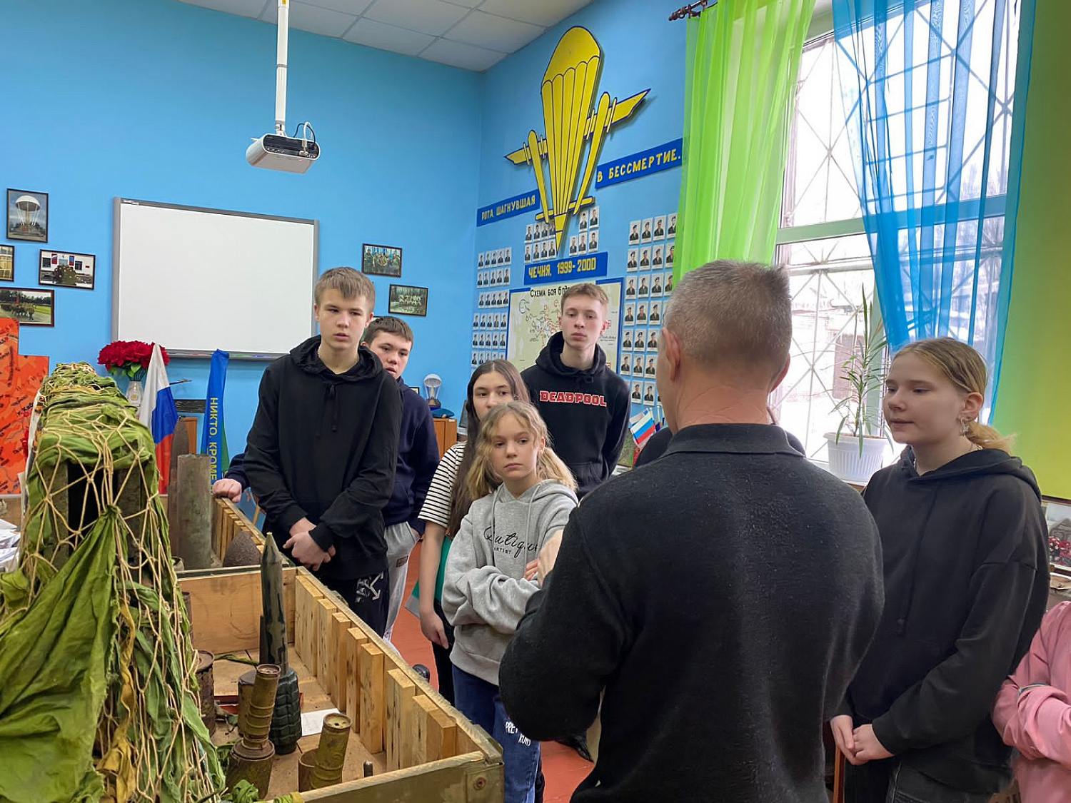 Экскурсия в военно-патриотический клуб "Десант"