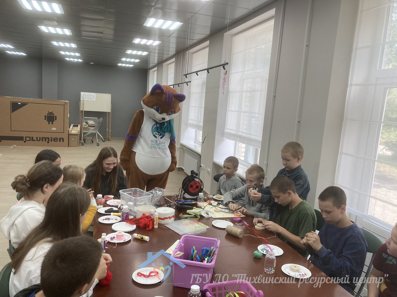 Юные мастера из Тихвинского ресурсного центра посетили библиотеку «ТЧК»