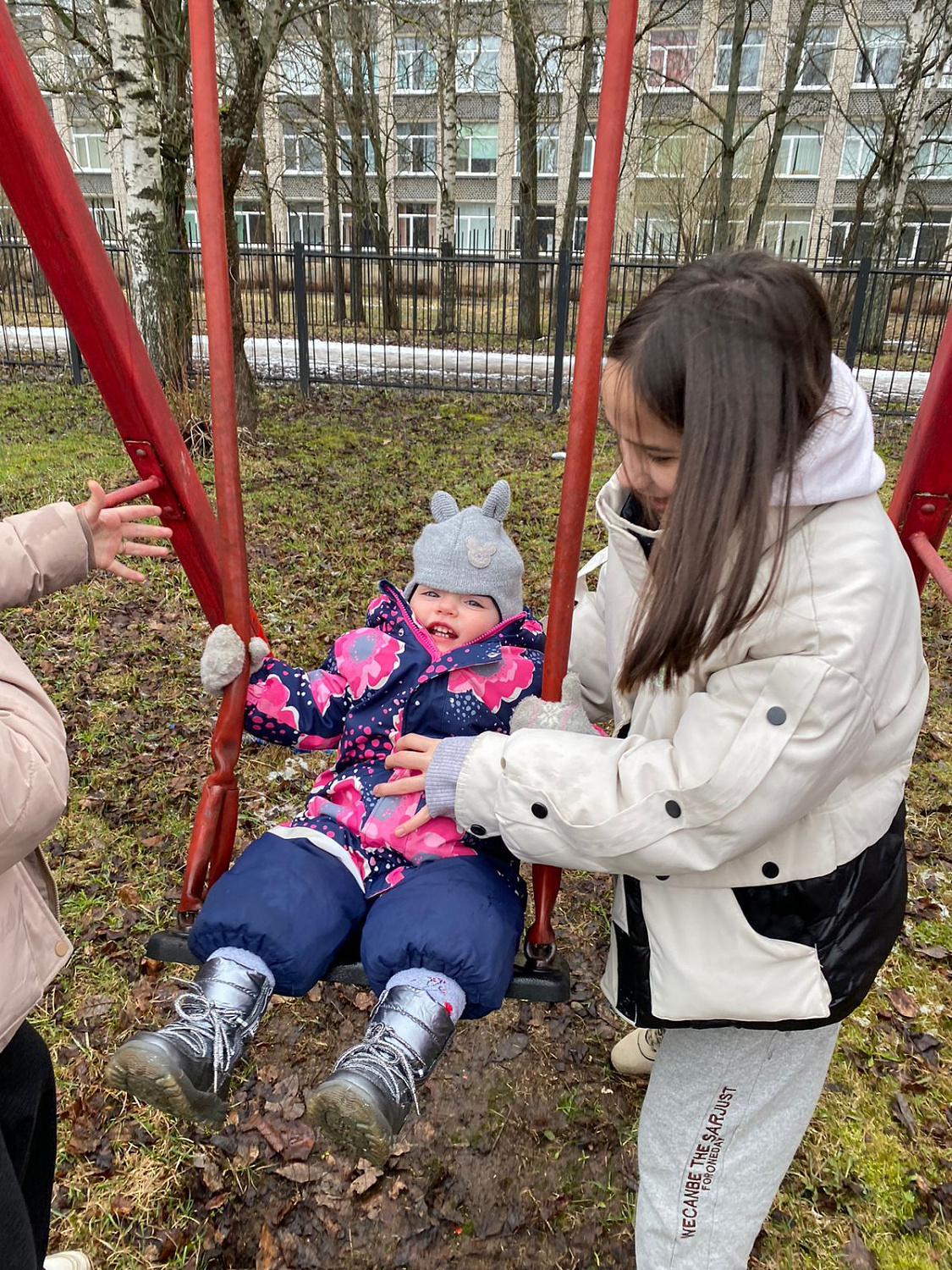 Прогулка детей на свежем воздухе