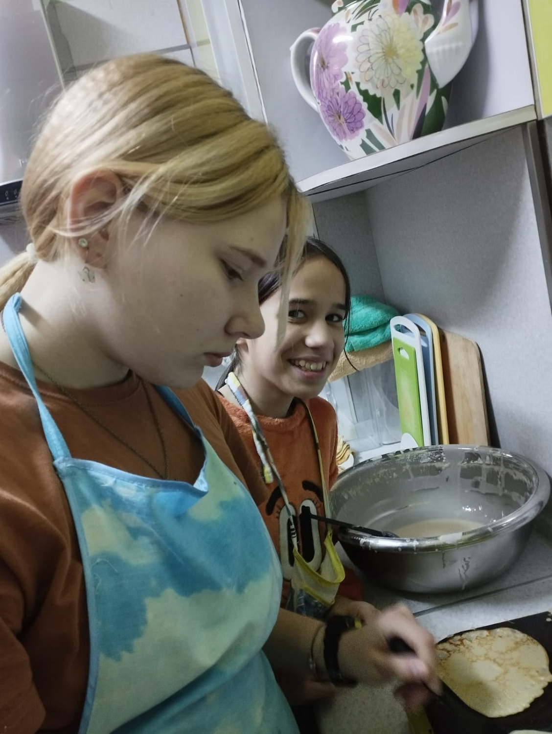 Проект «Домашняя кухня» дети учатся готовить Блины
