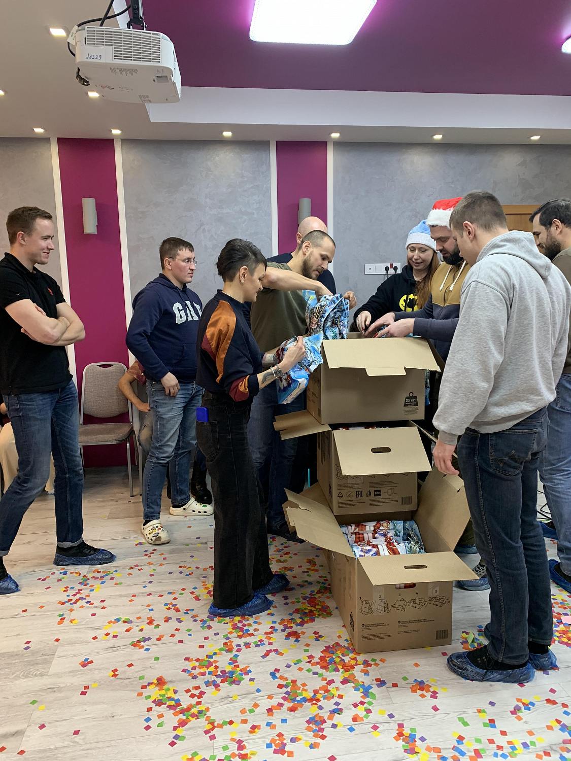 Новогоднее поздравление от шефов