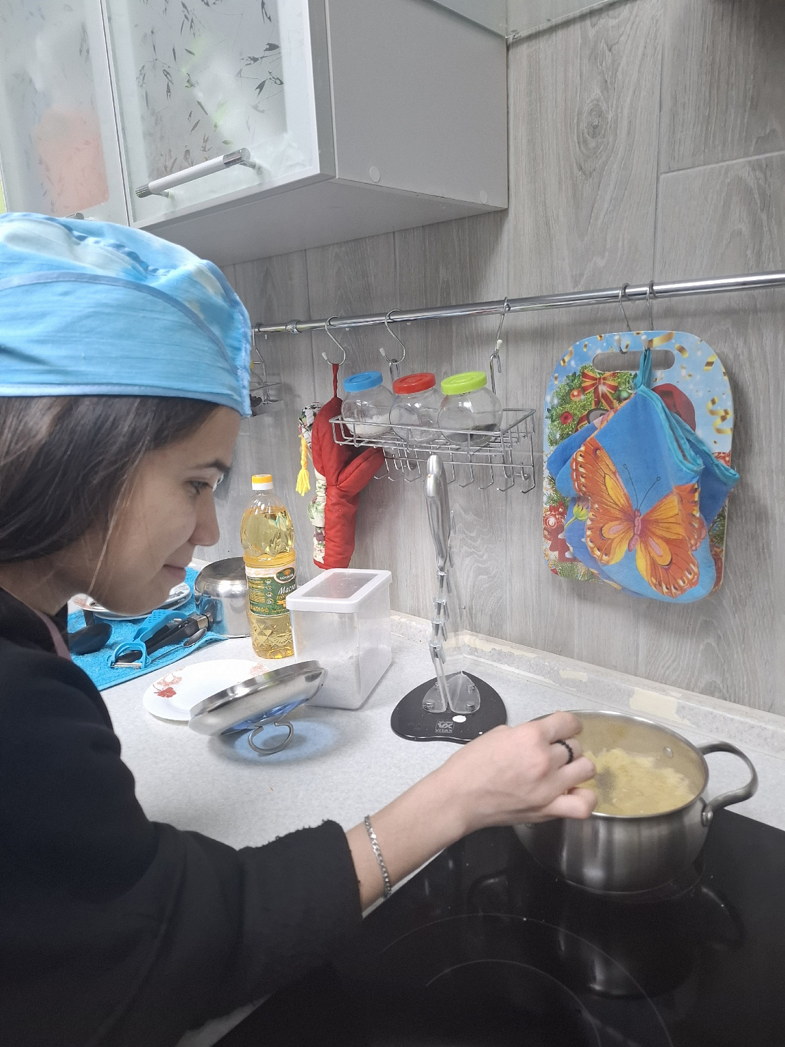 Девочки блестяще справились с кулинарным экзаменом