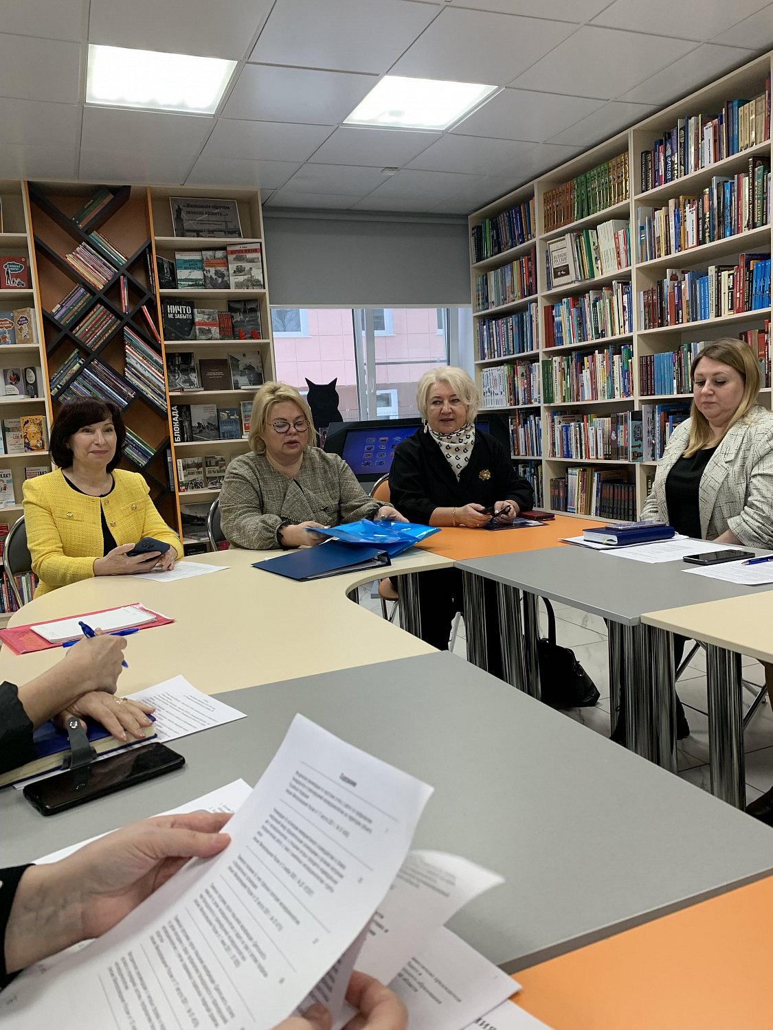 Рабочий визит Уполномоченного по правам ребенка в Ленинградской области в г. Тихвин
