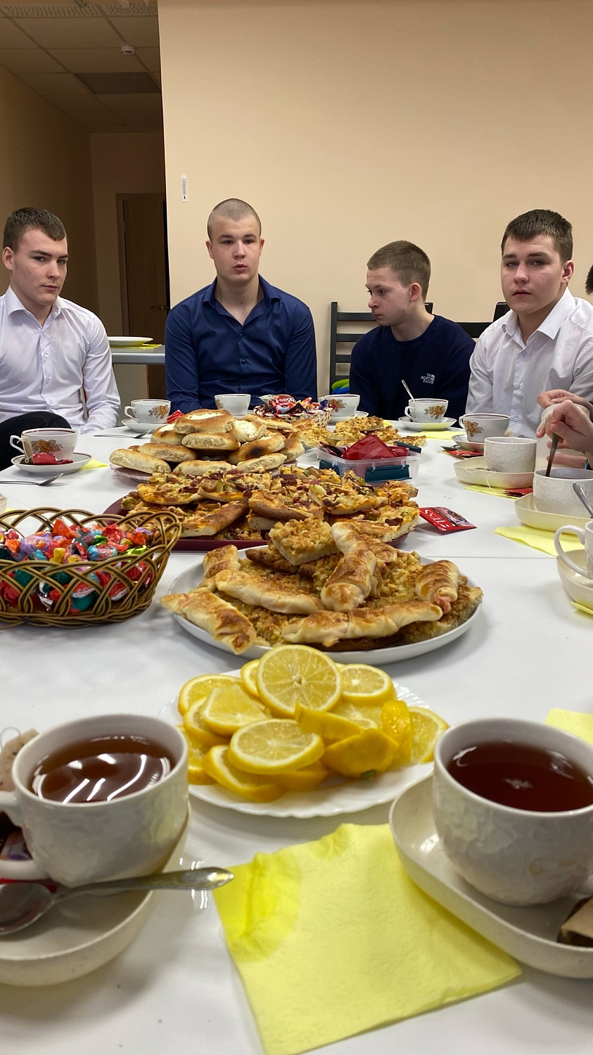 Празднование 23 февраля