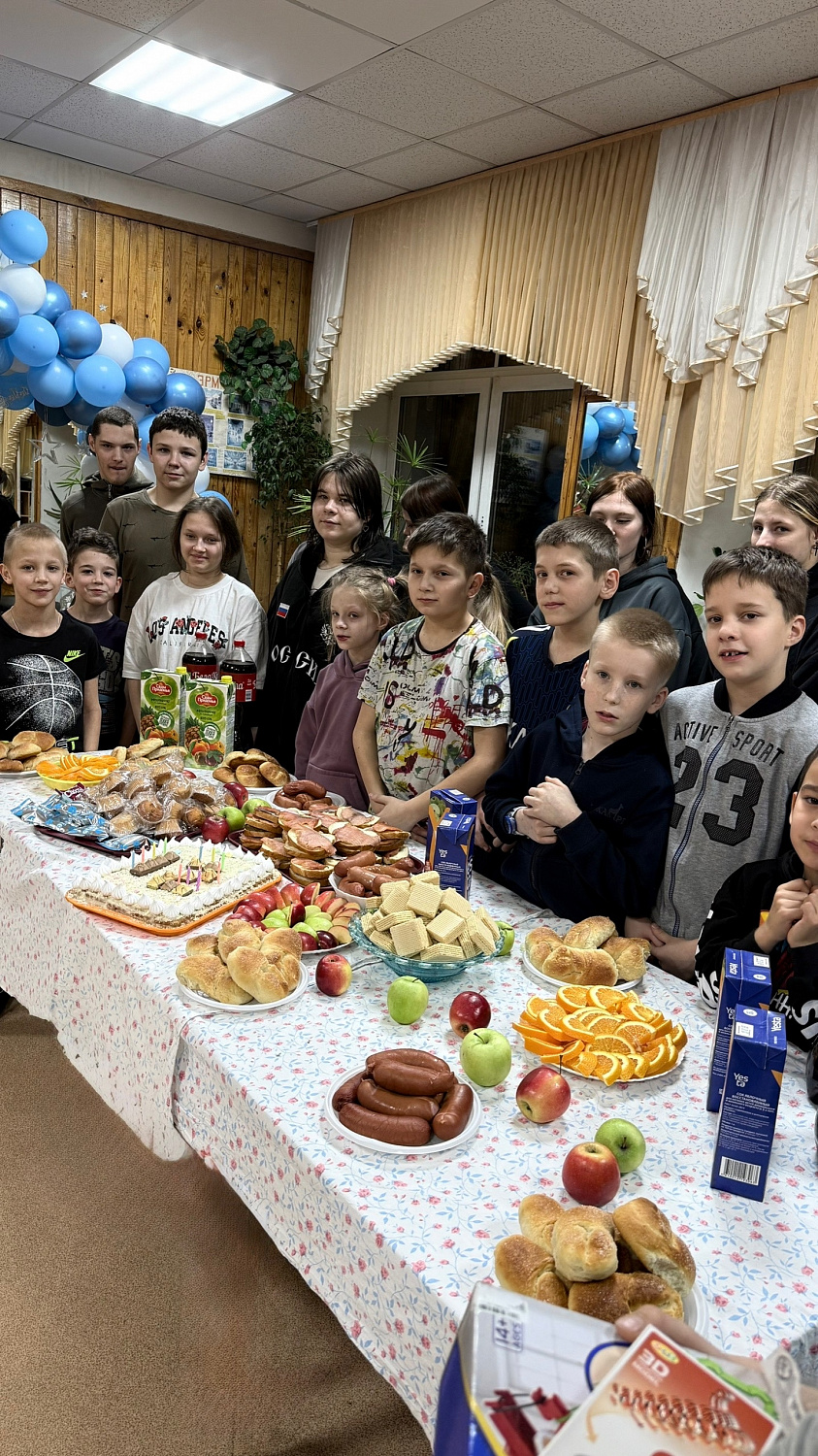 С днем рождения Максим!