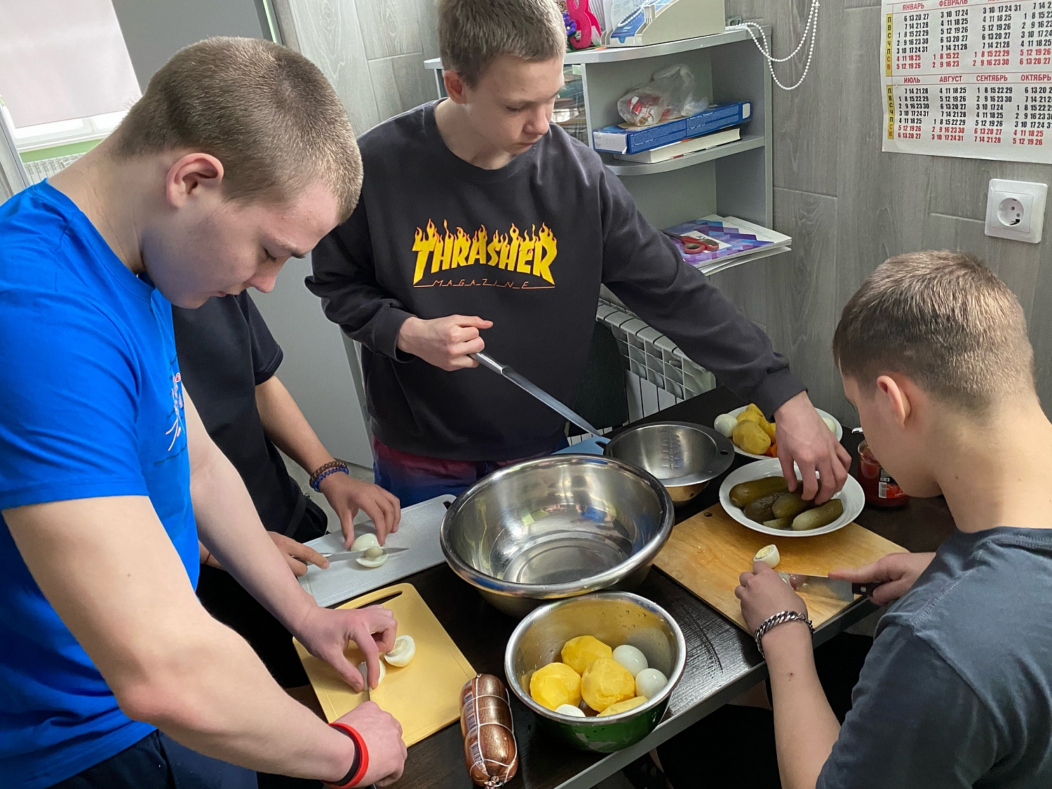 Поздравляем с Днем рождения Михаила