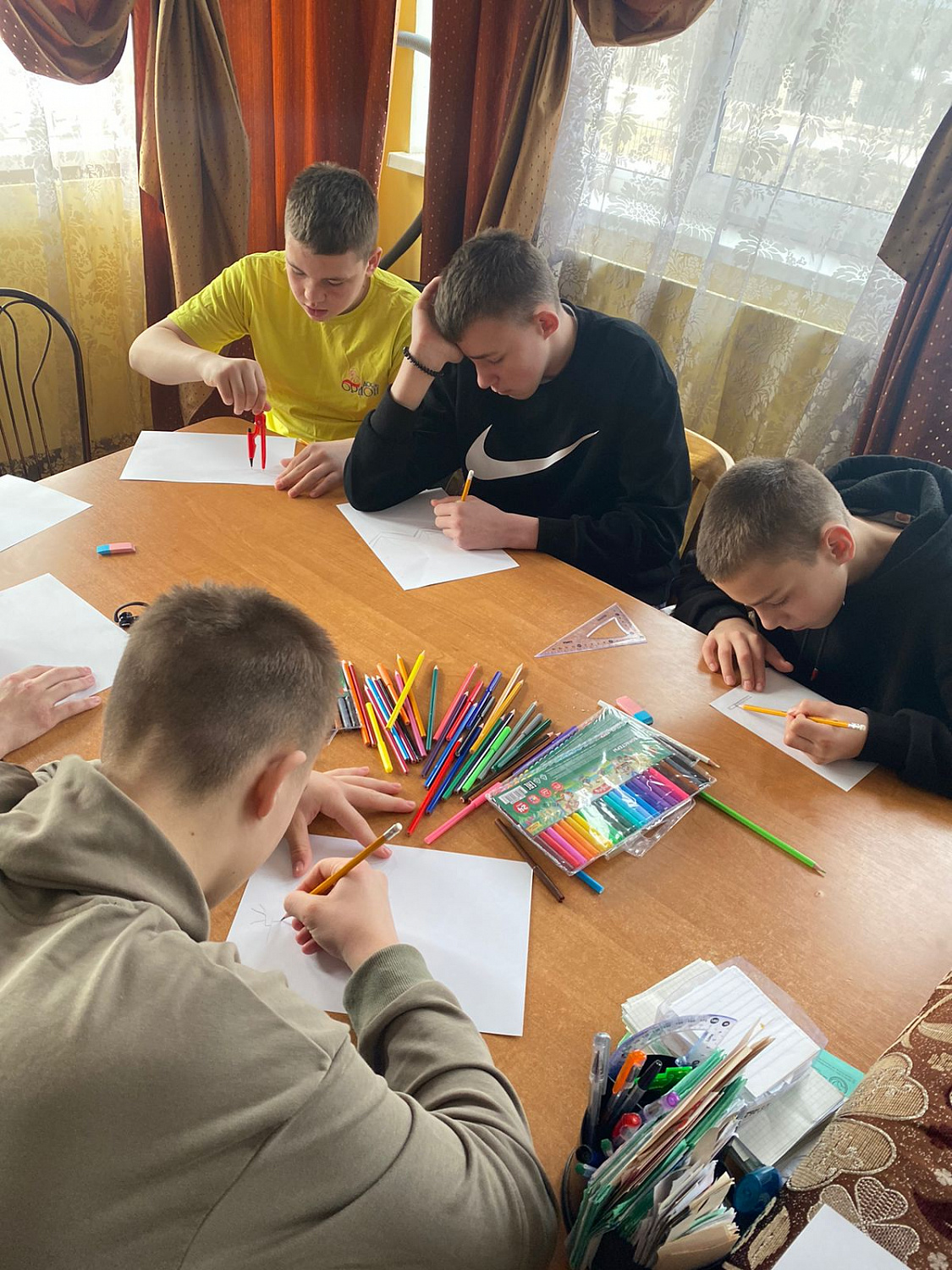 Изготовление листовок «Нарко-стоп»