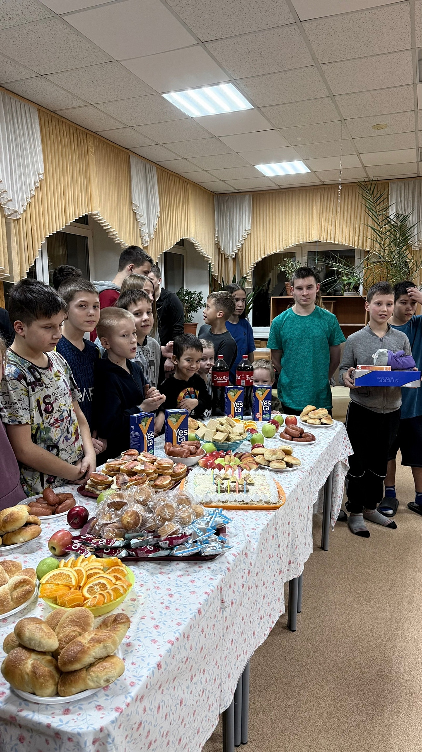 С днем рождения Максим!