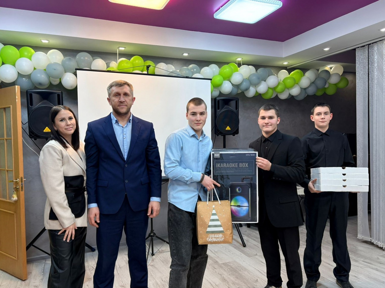 Вечер благодарности: встреча с волонтёрами и шефами